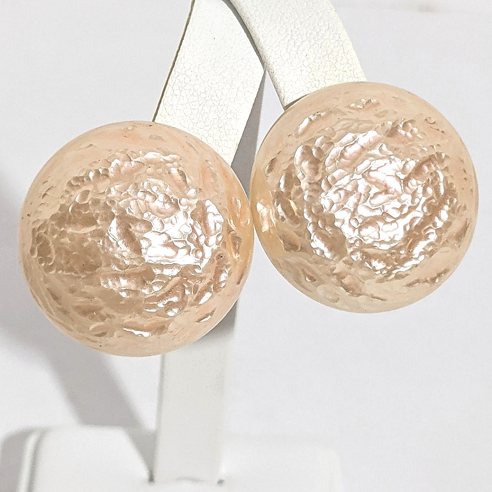 Vintage Light Pink Cream Faux Pearl Clip Earrings